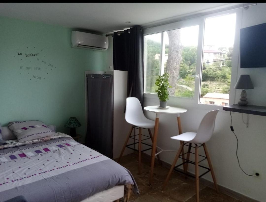 Studio D'Environ 20M2, Piscine, Vue Mer, Pour 2 Personnes มาร์กเซย ภายนอก รูปภาพ